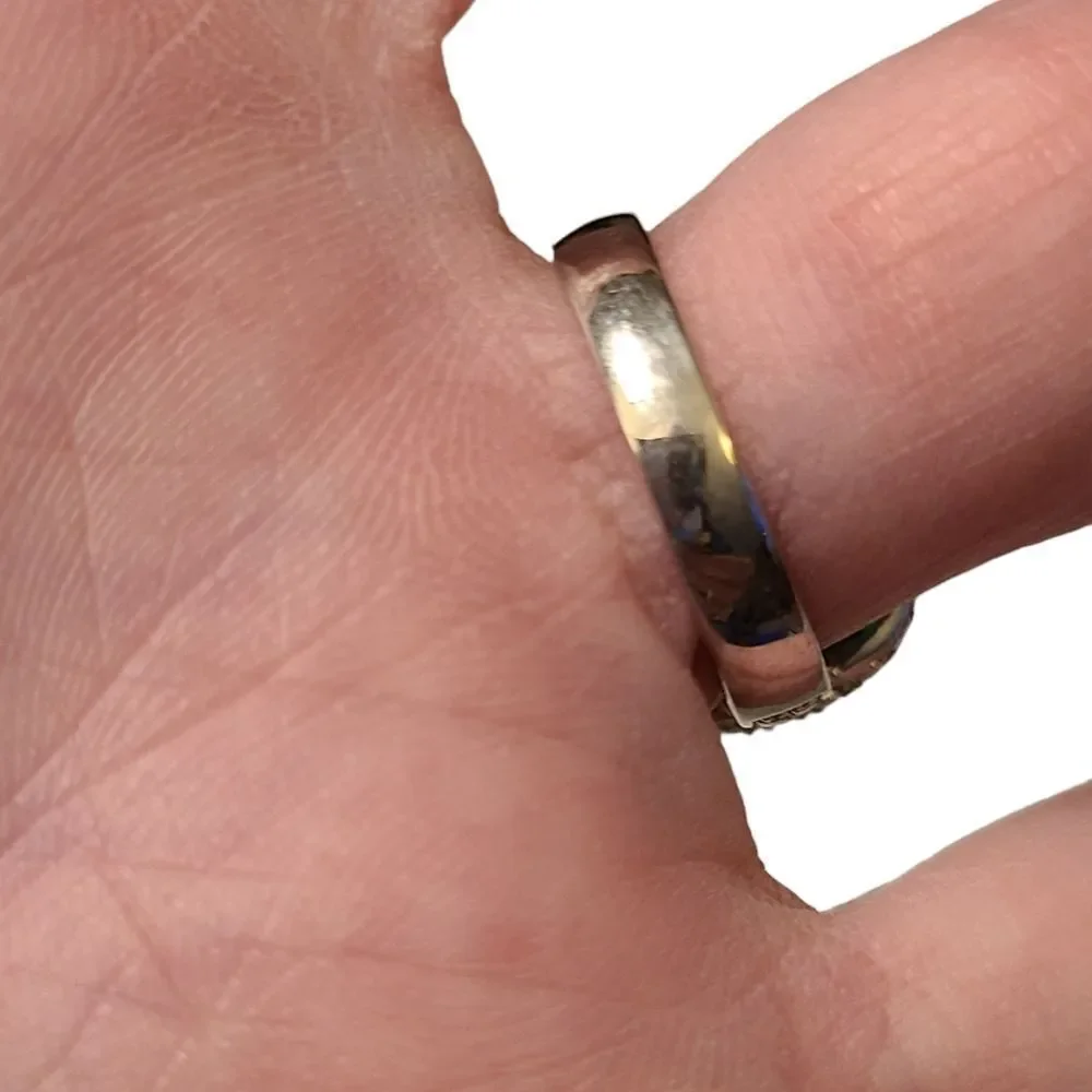 Vintage Ring‎ Large Multifaceted Green Stone Silver Setting sz 6